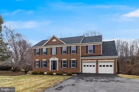3715 Elberta Ln, Huntingtown, MD 20639