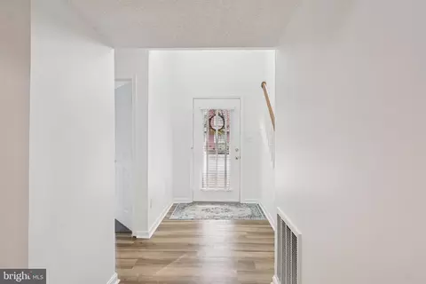 Entry Way - 770 Belle Field Rd #107, Solomons, MD 20688 photo 2 of 6