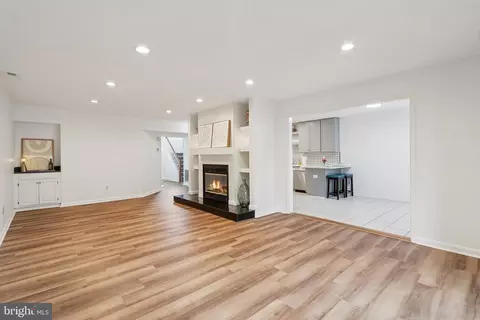 Living - 770 Belle Field Rd #107, Solomons, MD 20688 photo 3 of 7
