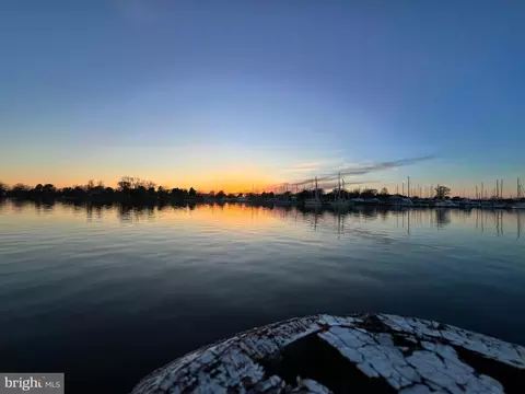 View/Area - 770 Belle Field Rd #107, Solomons, MD 20688 photo 6 of 9