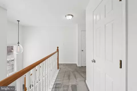 Entry Way - 770 Belle Field Rd #107, Solomons, MD 20688 photo 4 of 6