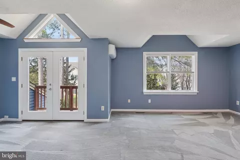 Living - 770 Belle Field Rd #107, Solomons, MD 20688 photo 6 of 7
