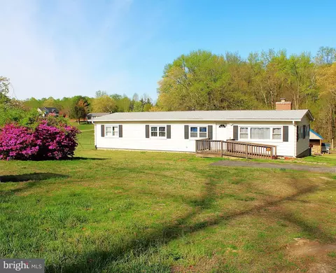 3730 Hunting Creek Rd, Huntingtown, MD 20639