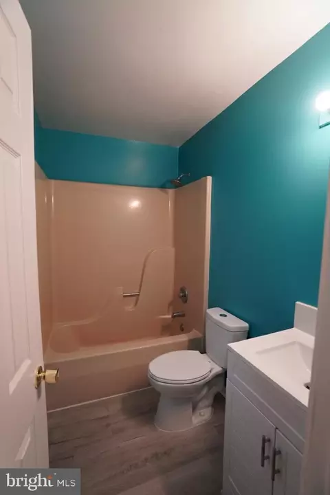 Bath - 178 Thunderbird Dr, Lusby, MD 20657 photo 3 of 3