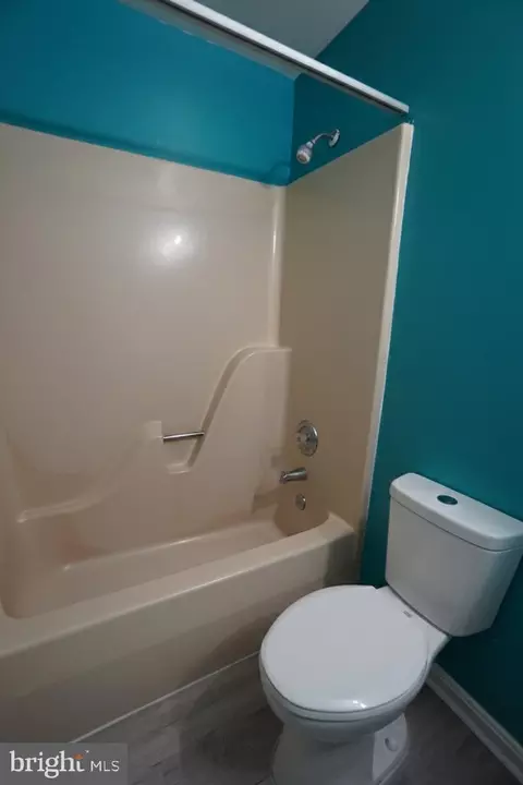 Bath - 178 Thunderbird Dr, Lusby, MD 20657 photo 2 of 3
