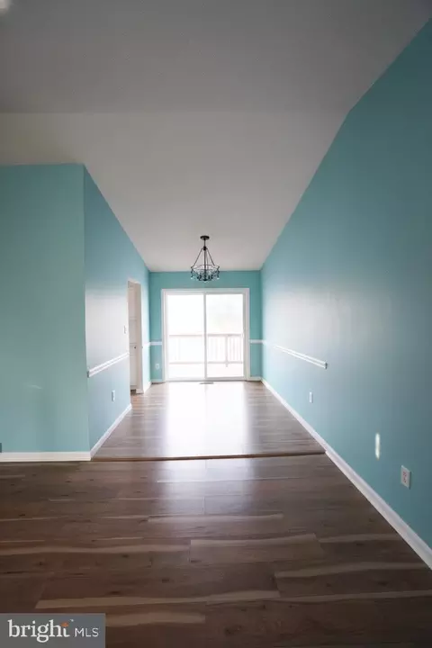 Entry Way - 178 Thunderbird Dr, Lusby, MD 20657 photo 3 of 7