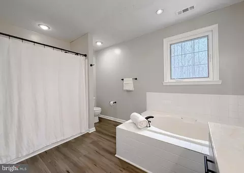 Bath - 11226 Dancer Ct, Lusby, MD 20657 photo 3 of 5