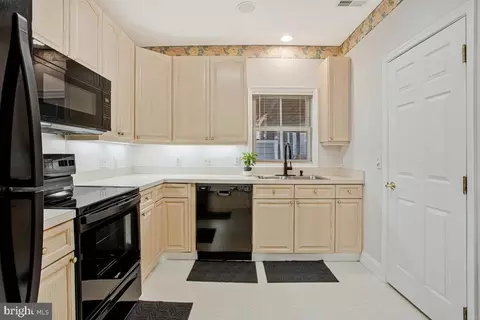 Kitchen - 501 Runabout Loop #501, Solomons, MD 20688 photo 1 of 4