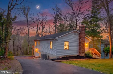 11624 Deadwood Dr, Lusby, MD 20657