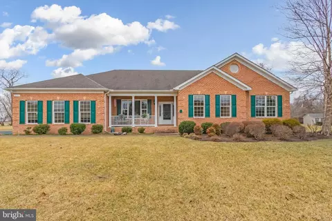 6132 Old Airpark Ln, Owings, MD 20736