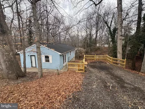 709 Spruce Dr, Lusby, MD 20657