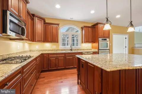 Kitchen - 2117 Hunter Trl, Owings, MD 20736 photo 3 of 3