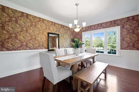 Dining - 3300 Lancer Ct, Dunkirk, MD 20754 photo 2 of 4