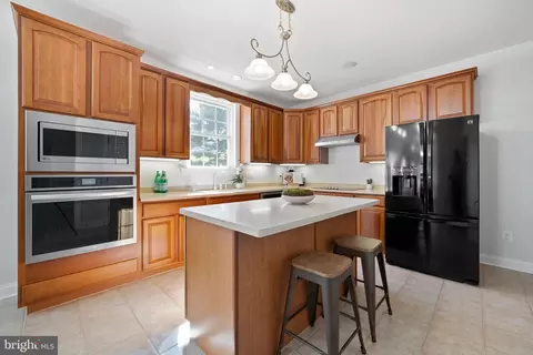 Kitchen - 3300 Lancer Ct, Dunkirk, MD 20754 photo 2 of 5