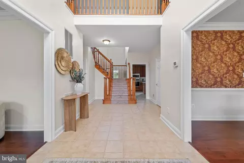 Entry Way - 3300 Lancer Ct, Dunkirk, MD 20754 photo 2 of 12