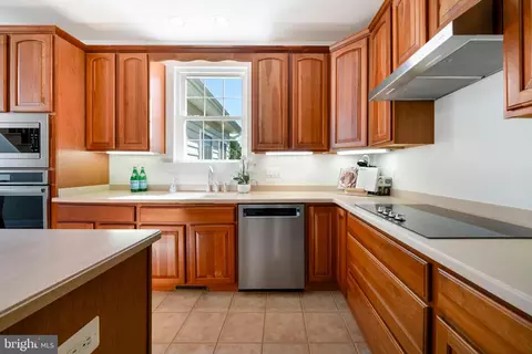 Kitchen - 3300 Lancer Ct, Dunkirk, MD 20754 photo 1 of 5