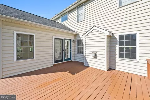 Exterior - 3300 Lancer Ct, Dunkirk, MD 20754 photo 4 of 11