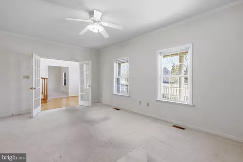 Living - 12110 Longleaf Ln, Dunkirk, MD 20754 photo 2 of 9