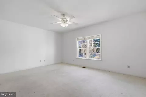 Bedroom - 12110 Longleaf Ln, Dunkirk, MD 20754 photo 2 of 9
