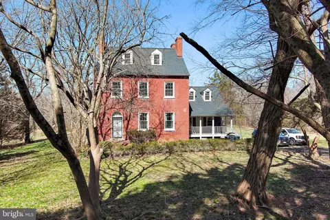 Exterior - 11432 Diantha Ct, Dunkirk, MD 20754 photo 12 of 19