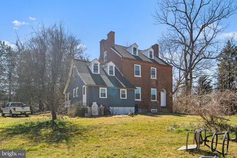 Exterior - 11432 Diantha Ct, Dunkirk, MD 20754 photo 10 of 19