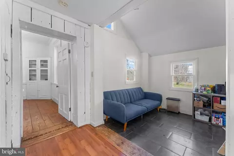 Entry Way - 11432 Diantha Ct, Dunkirk, MD 20754 photo 4 of 8