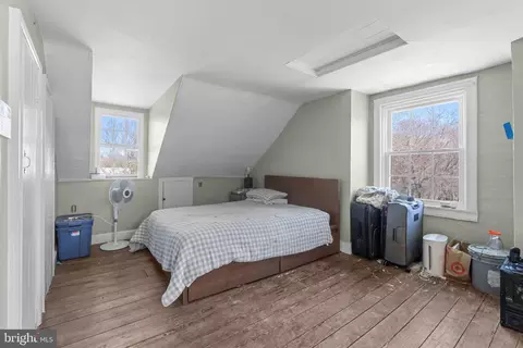 Bedroom - 11432 Diantha Ct, Dunkirk, MD 20754 photo 6 of 11