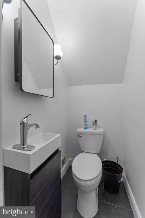 Bath - 11432 Diantha Ct, Dunkirk, MD 20754 photo 1 of 5