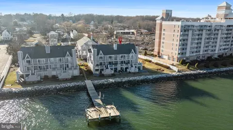 8349 Bay Crest Ct, Chesapeake Beach, MD 20732