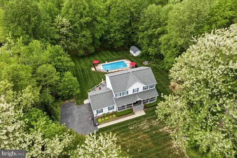 3531 Fortuna Ct, Huntingtown, MD 20639