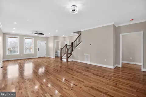 Living - 14245 Sedwick Ave, Solomons, MD 20688 photo 6 of 10
