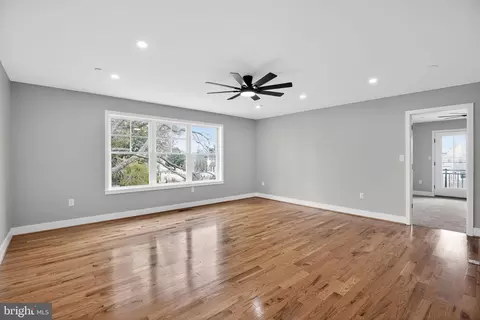Living - 14245 Sedwick Ave, Solomons, MD 20688 photo 10 of 10