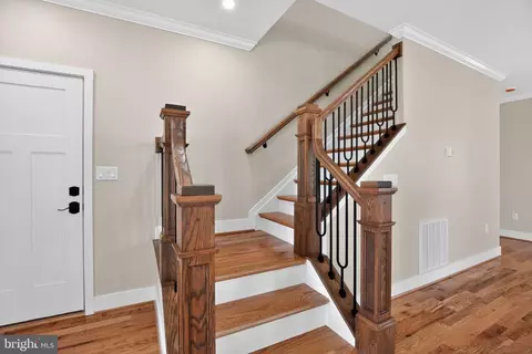 Entry Way - 14245 Sedwick Ave, Solomons, MD 20688 photo 7 of 8