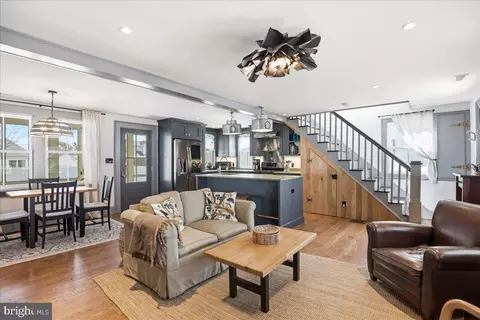 Living - 14314 Sedwick Ave, Solomons, MD 20688 photo 1 of 2