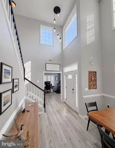 Entry Way - 637 Ruxton Rd #76, Solomons, MD 20688 photo 8 of 12