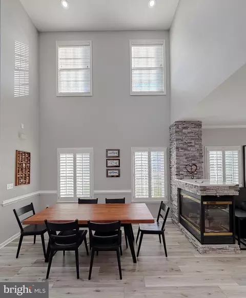 Dining - 637 Ruxton Rd #76, Solomons, MD 20688 photo 5 of 5