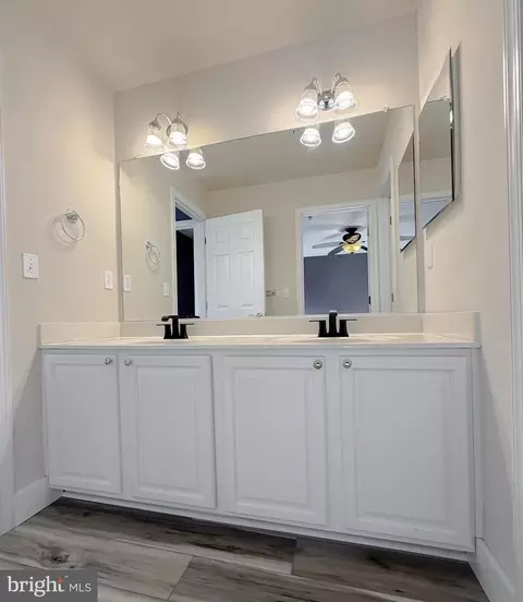 Bath - 637 Ruxton Rd #76, Solomons, MD 20688 photo 8 of 8