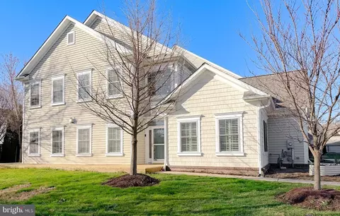 637 Ruxton Rd #76, Solomons, MD 20688