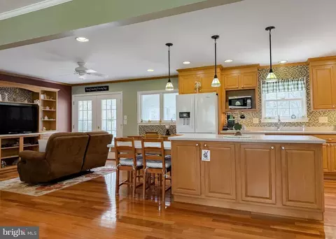 Kitchen - 10623 Fielder Ct, Dunkirk, MD 20754 photo 8 of 8