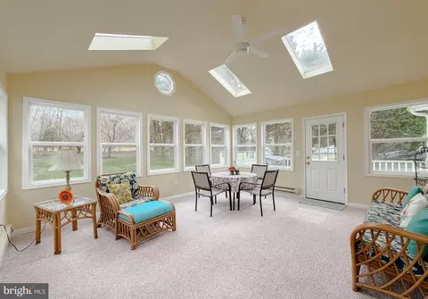 Exterior - 10623 Fielder Ct, Dunkirk, MD 20754 photo 3 of 14