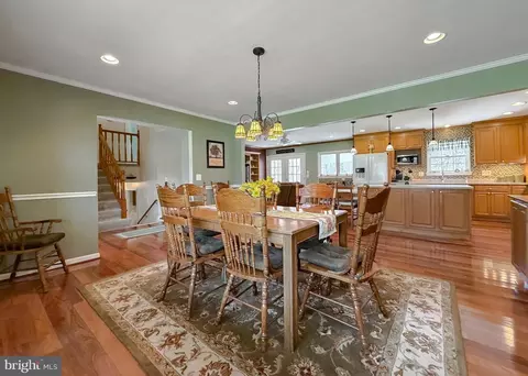 Dining - 10623 Fielder Ct, Dunkirk, MD 20754 photo 3 of 4