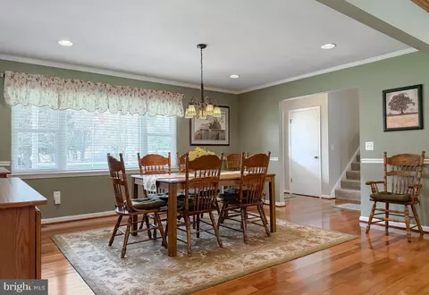 Dining - 10623 Fielder Ct, Dunkirk, MD 20754 photo 4 of 4