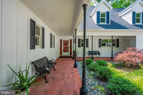 Exterior - 12124 Palisades Dr, Dunkirk, MD 20754 photo 7 of 44