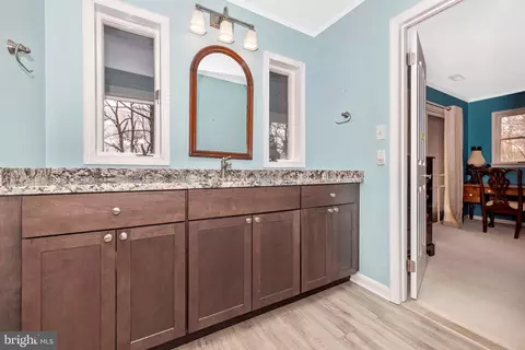 Entry Way - 12124 Palisades Dr, Dunkirk, MD 20754 photo 11 of 13