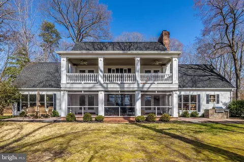 Exterior - 12124 Palisades Dr, Dunkirk, MD 20754 photo 3 of 44