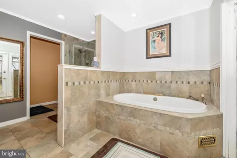 Bath - 12124 Palisades Dr, Dunkirk, MD 20754 photo 3 of 3