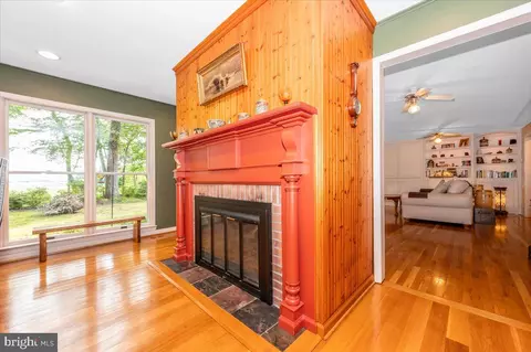 Entry Way - 12124 Palisades Dr, Dunkirk, MD 20754 photo 4 of 13