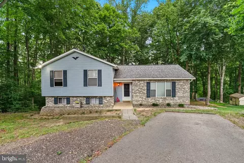 8566 Stock Dr, Lusby, MD 20657