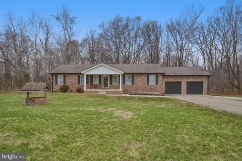 1970 Lowery Rd, Huntingtown, MD 20639