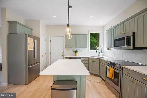 Kitchen - 4060 Loving Dr, Dunkirk, MD 20754 photo 1 of 8